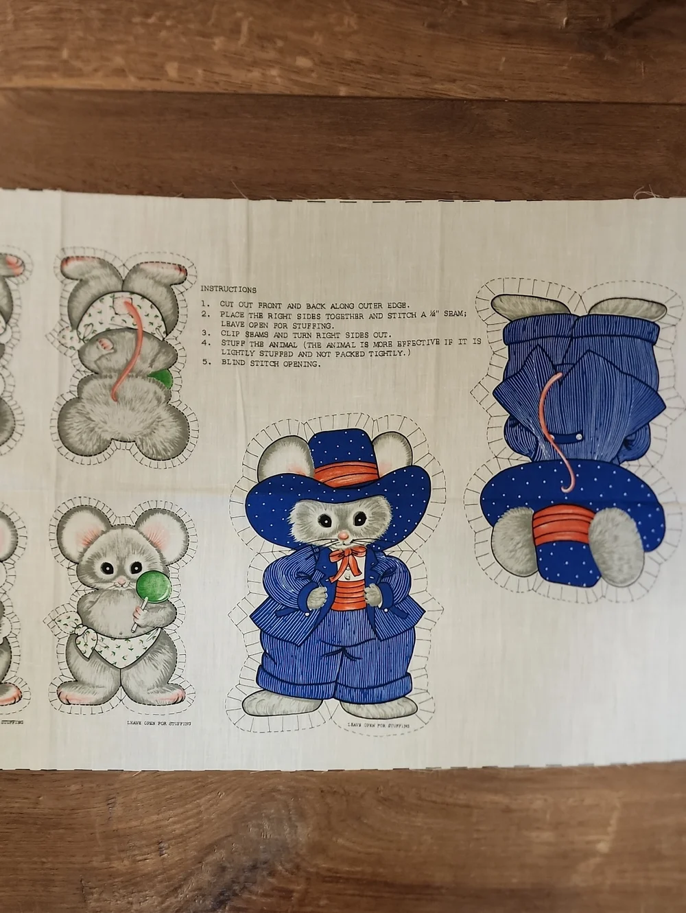 Vintage American Greetings Spring Mills Inc. DIY Animal Stuffies 1980 7570 7511